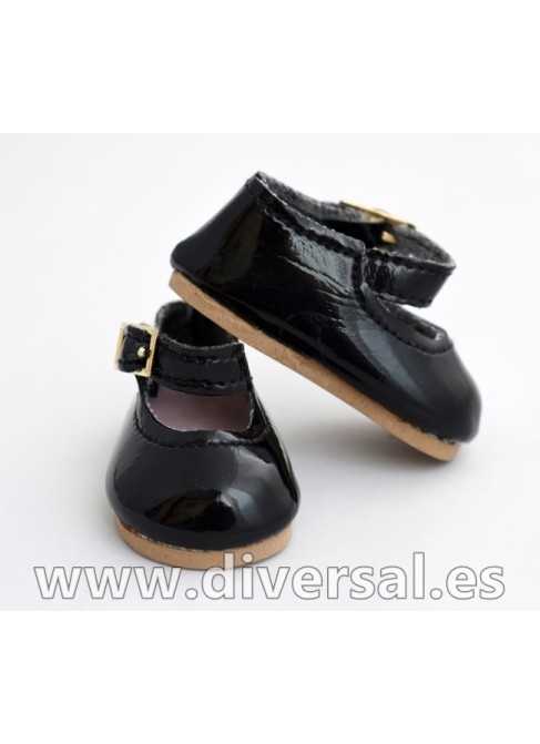 Scarpe in vernice nera