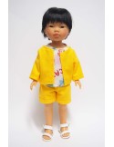 Muñeco Kenzo  Vestida de Azul - Conjunto amarillo y camiseta estampada - 28 cm
