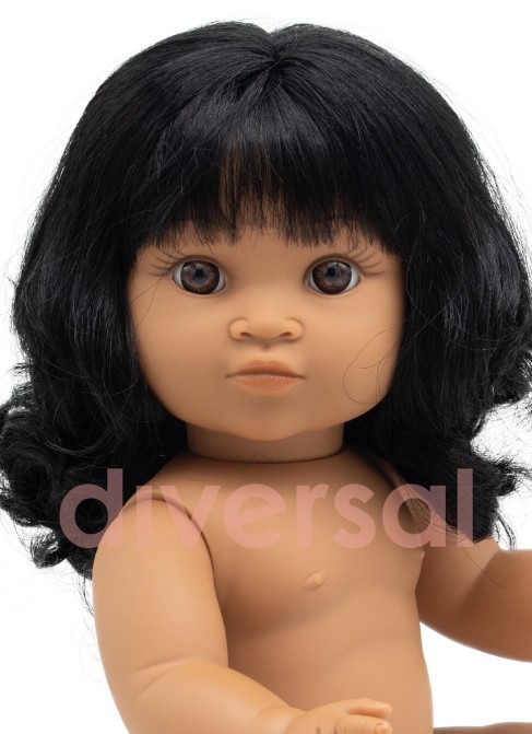 Fille latino-américaine sans vêtements 40cm