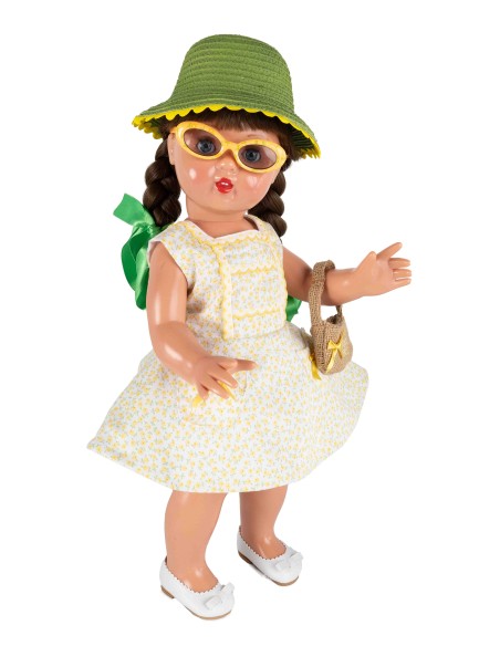 Mariquita Perez Con Conjunto Jardinera 50 cm