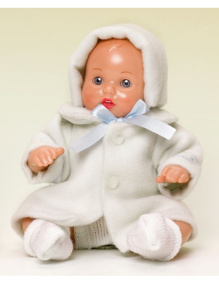 Muñeca Mariquita Perez Mini Juanin Bebe 21cm MINI JUANIN BEBE CON ABRIGO Y CAPOTA BEIGE MJB05051